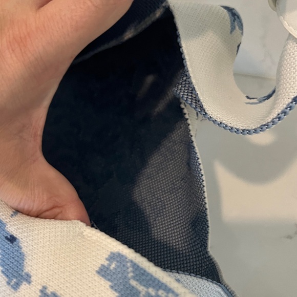 Free People Blue and White Floral Clutch - Picture 8 of 9